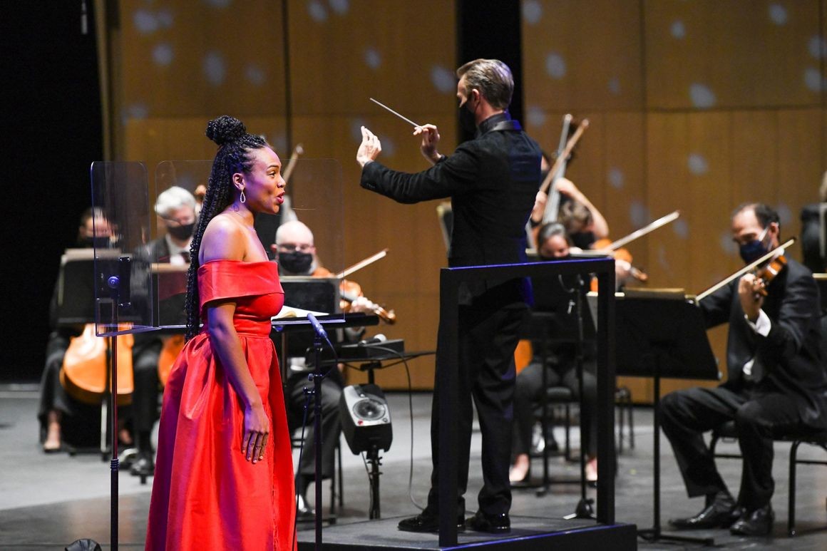 Jonelle Sills and the Three Rs of Opera photo