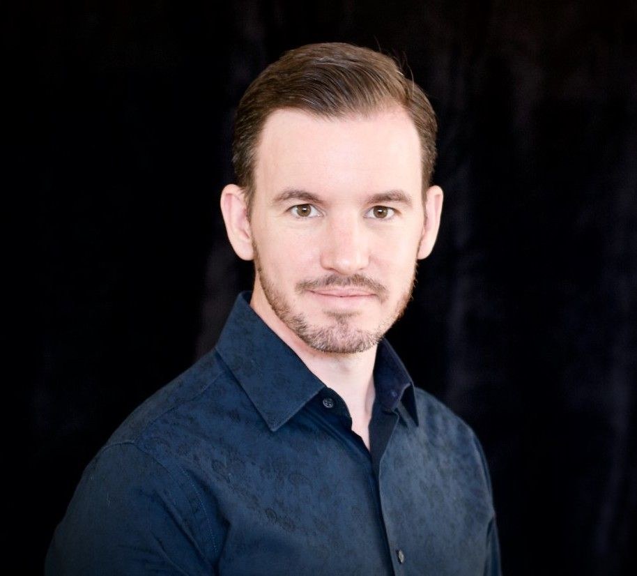 Dr. Stephen Pierce